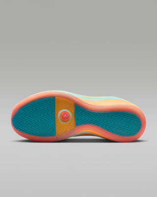 Luka 5 'Luka Lifestyle' Basketball Shoes. Nike LU